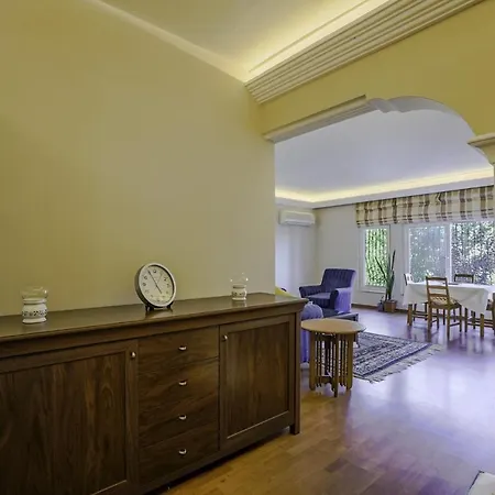 アパート Chic W A Fireplace Pool Terrace In